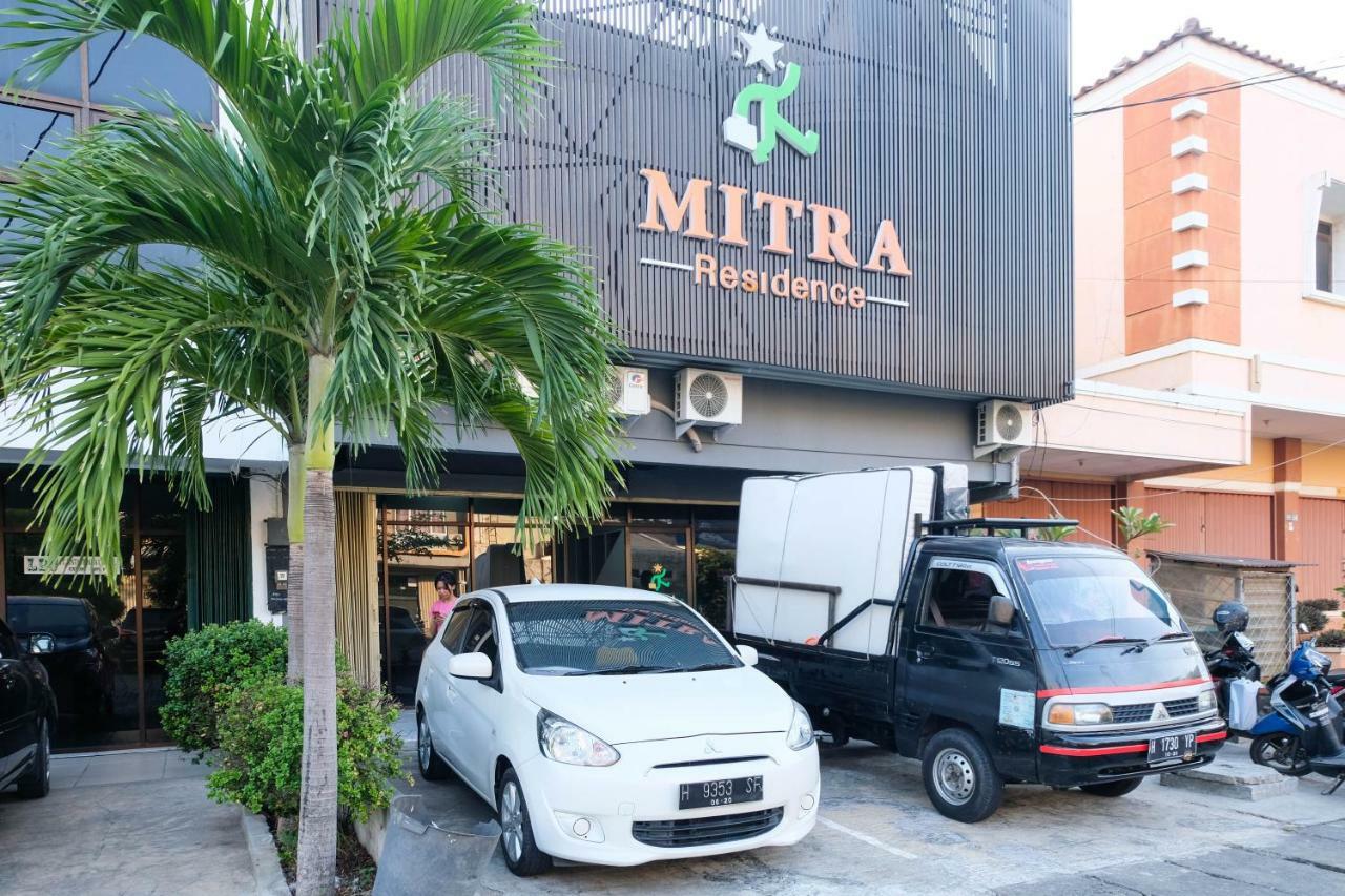 Reddoorz Near Ahmad Yani Airport 3 Hotel Semarang Kültér fotó